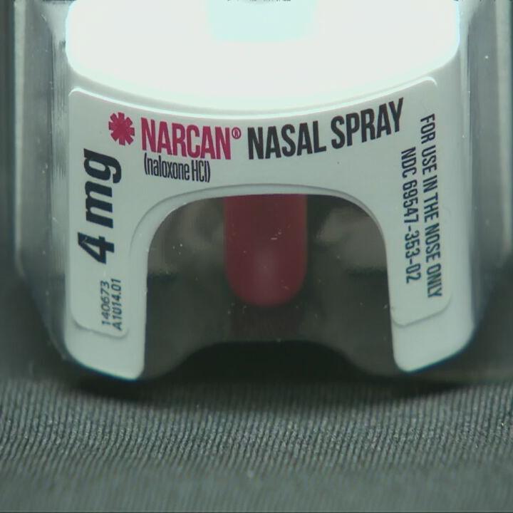 FDA_SAYS_NARCAN_WILL_BE_AVAILABLE_WITHOUT_A_PRESCRIPTION